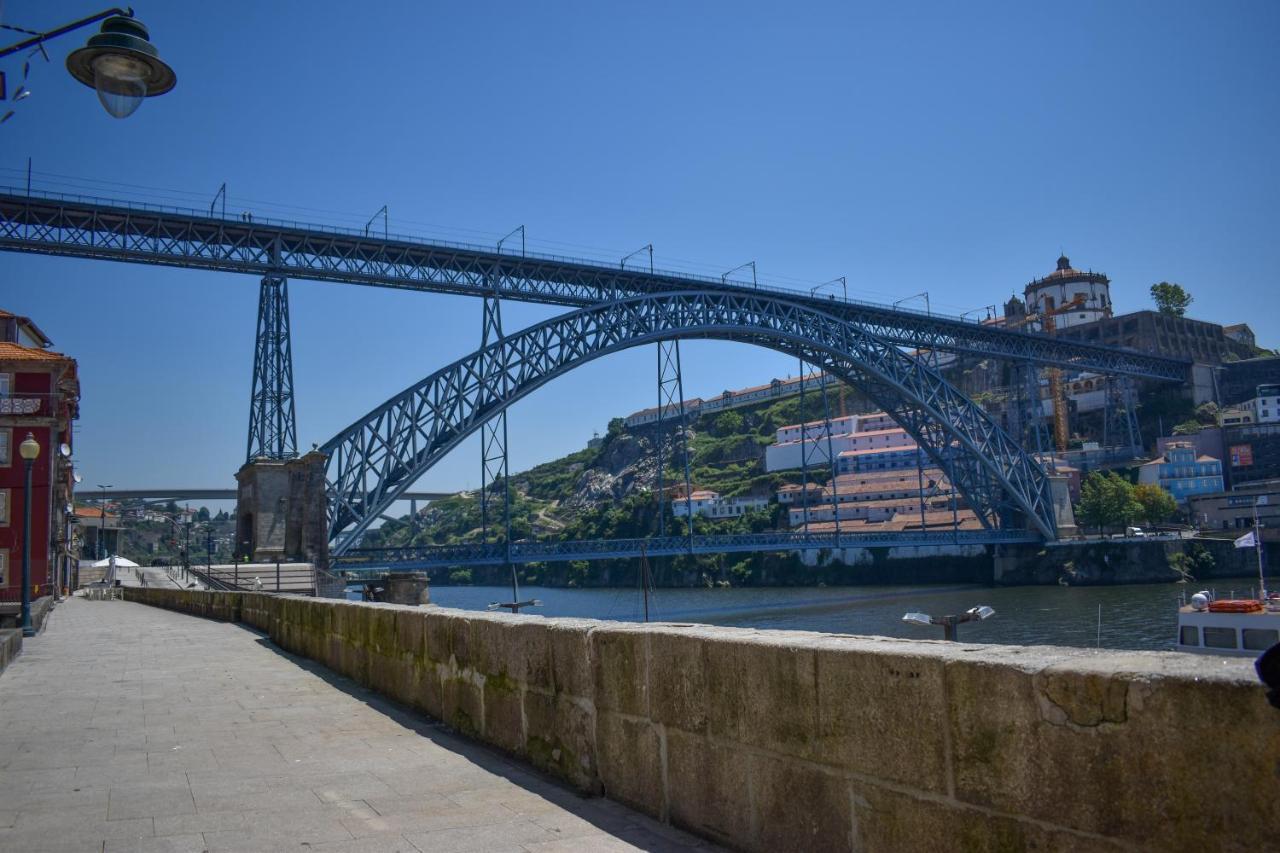 Muralha Da Barca Apartamentos Rnal Nº13939 Al,5848 Al, 6419 Al-Chamada Para A Rede Movel Nacional Porto Exterior foto