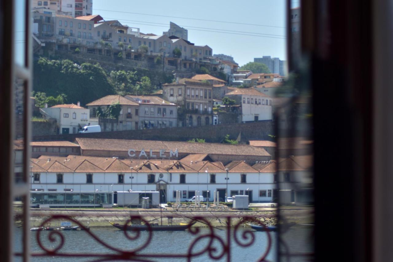 Muralha Da Barca Apartamentos Rnal Nº13939 Al,5848 Al, 6419 Al-Chamada Para A Rede Movel Nacional Porto Exterior foto