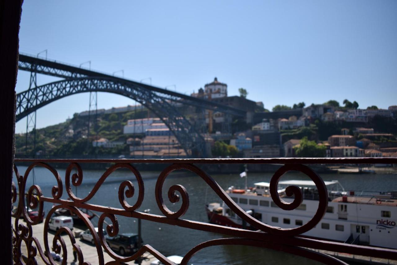 Muralha Da Barca Apartamentos Rnal Nº13939 Al,5848 Al, 6419 Al-Chamada Para A Rede Movel Nacional Porto Exterior foto